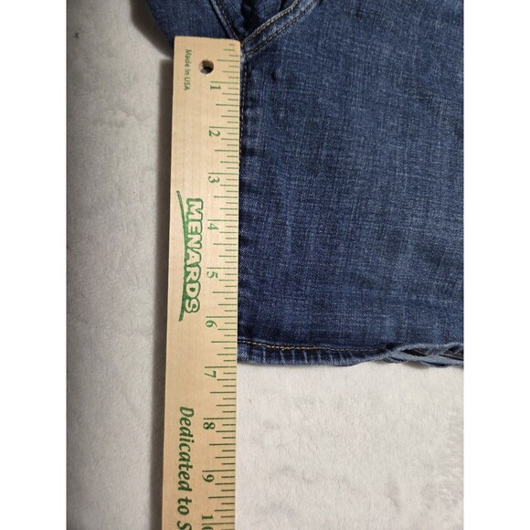 Levi's Classic Tag Size 29 Women's Blue Denim Stretch Shorts Mid Rise - Picture 12 of 12